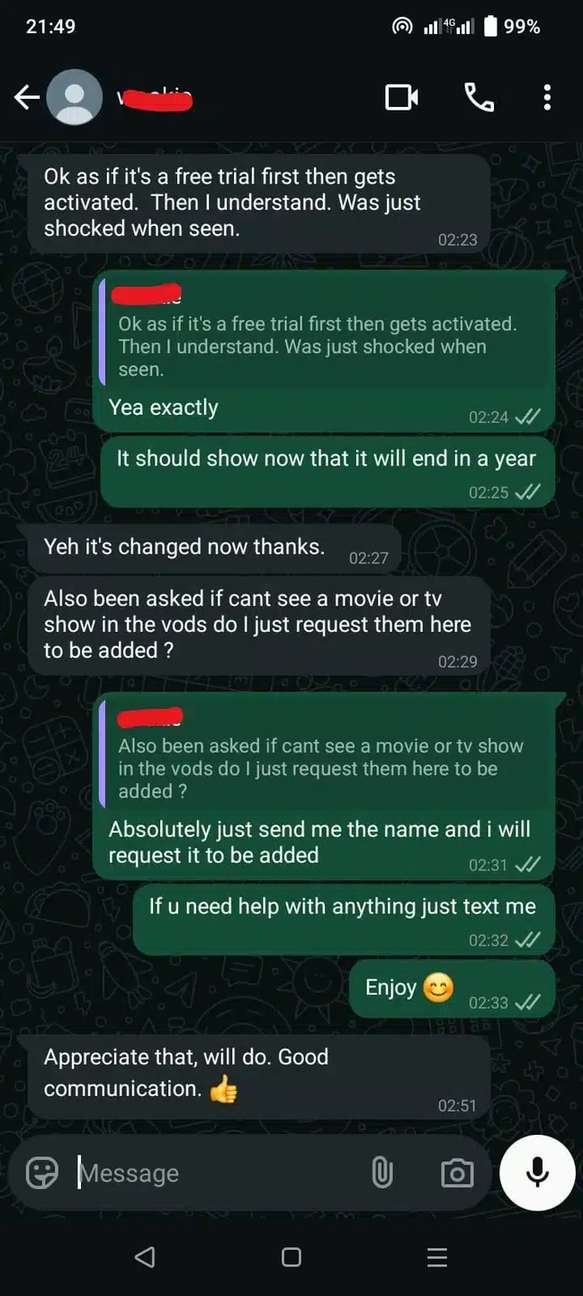 Customer Support Chat with Max 4K Live