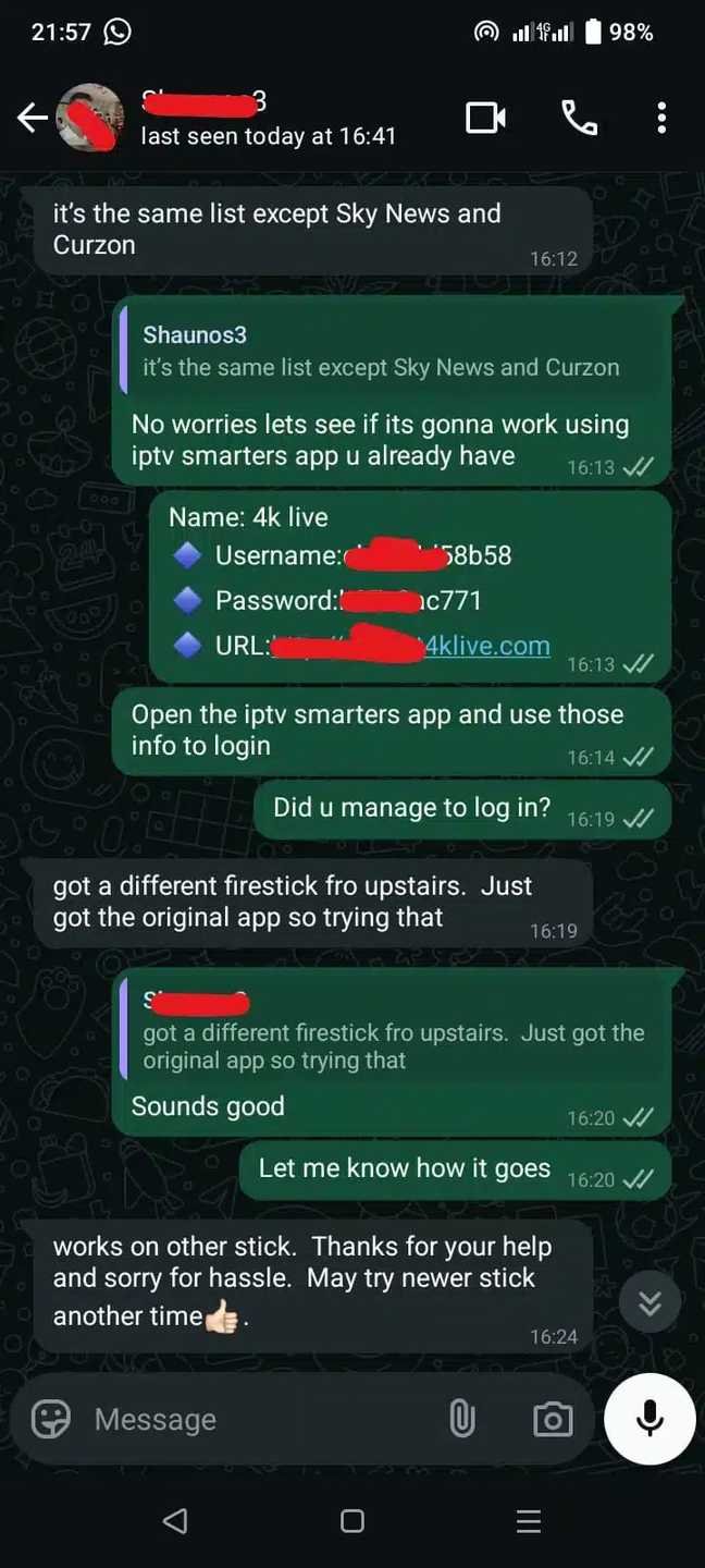 Customer Support Chat on Max 4K Live